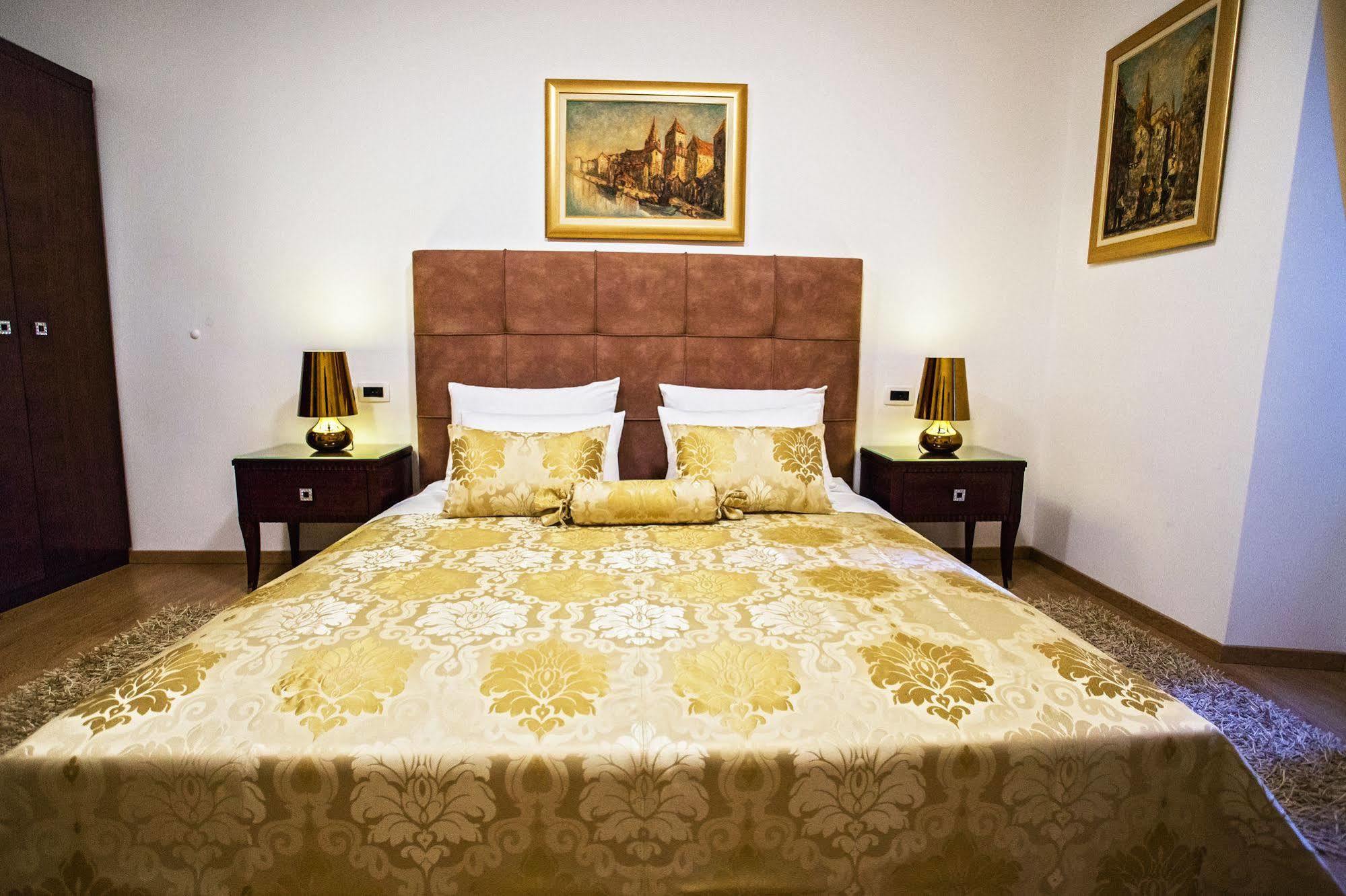 Grisogono Palace Heritage Residence Σπλιτ Εξωτερικό φωτογραφία