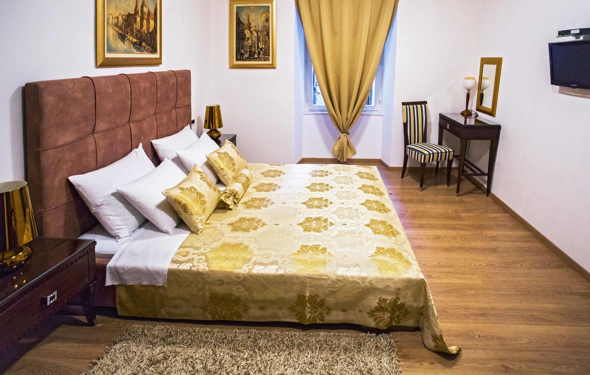 Grisogono Palace Heritage Residence Σπλιτ Εξωτερικό φωτογραφία